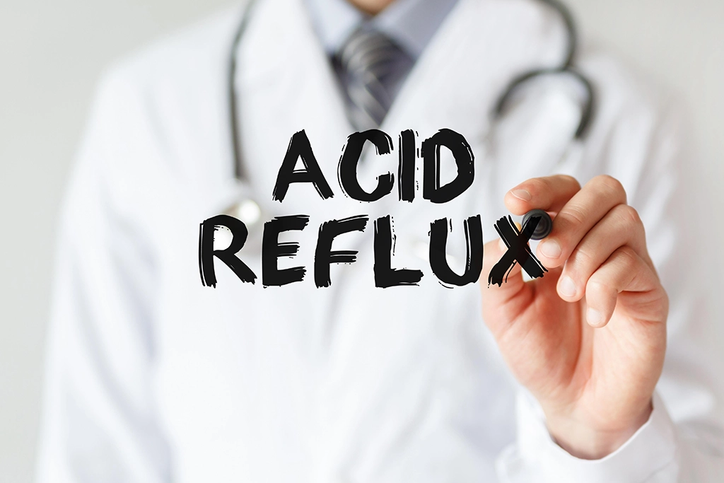 Como-prevenir-el-reflujo-acido.webp