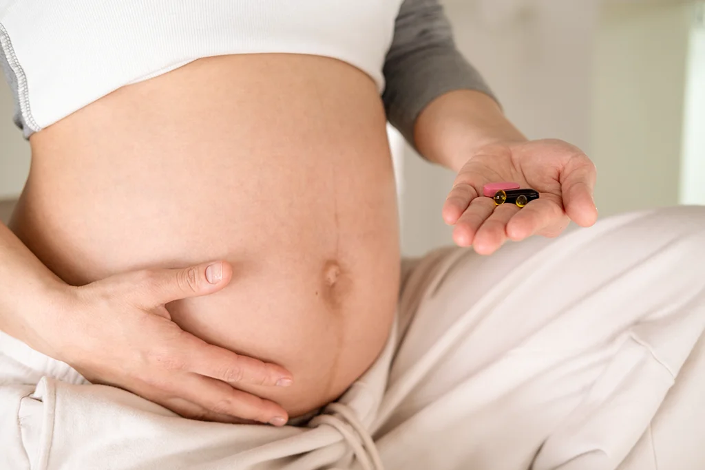 Can-you-take-collagen-while-pregnant.webp